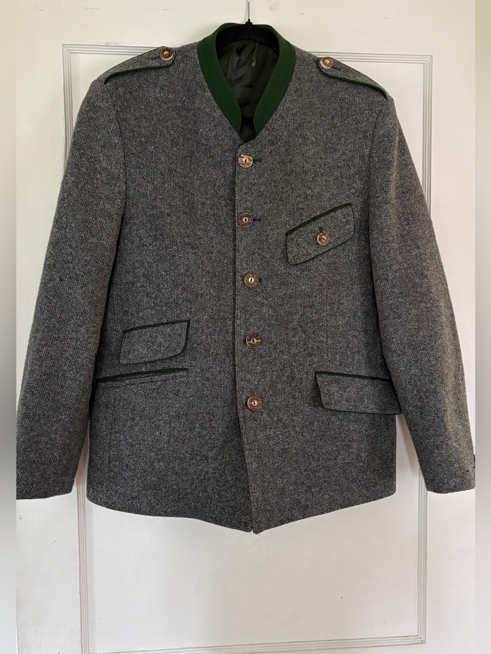 Lodenfrey Kaiservilla Men's  100% virgin wool Hunting Jacket US men’s 40